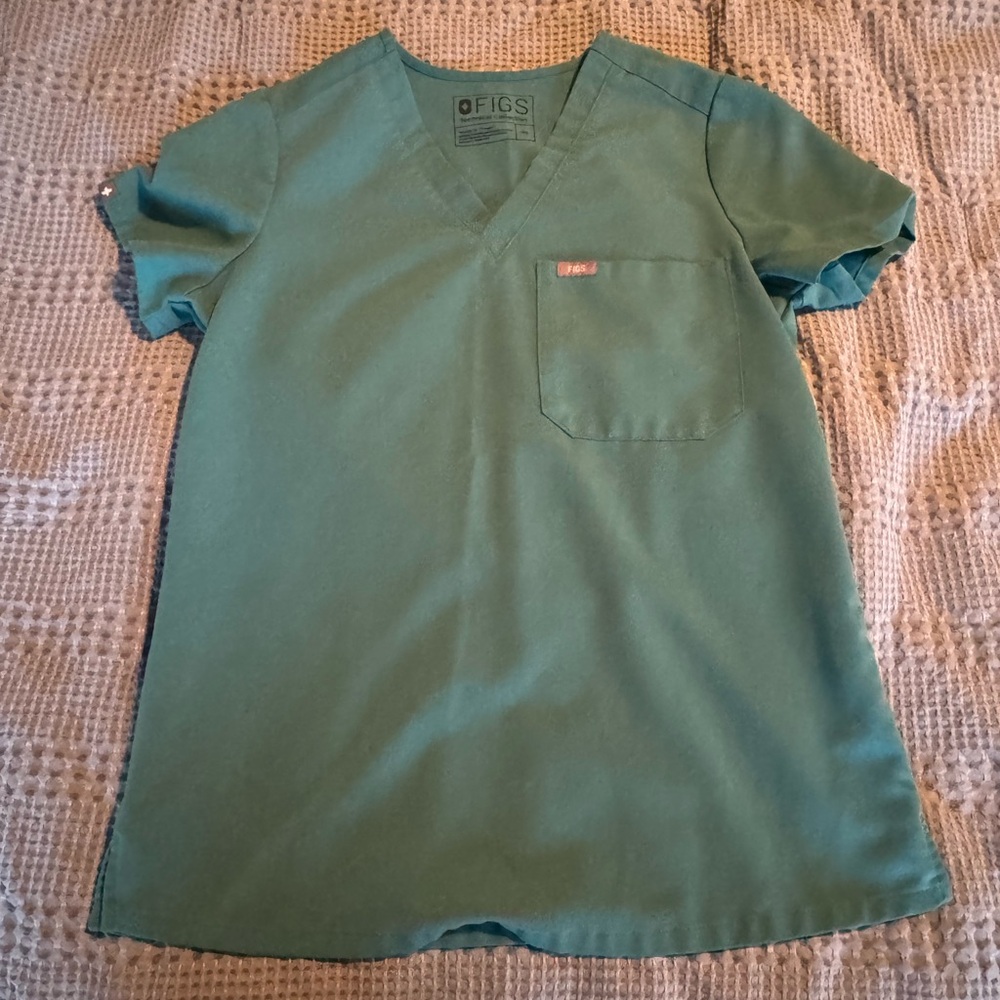 Figs Zamora Scrub Top